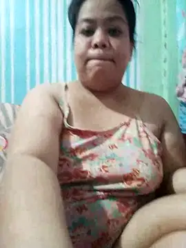 Snapshot of xxsweetshybabe chatting on 12.02.25 xxsweetshybabe online show from 12.02.25