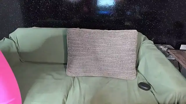 LondonBadGirl online show from 03.07.25