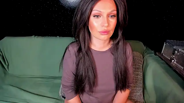 LondonBadGirl online show from 03.17.25