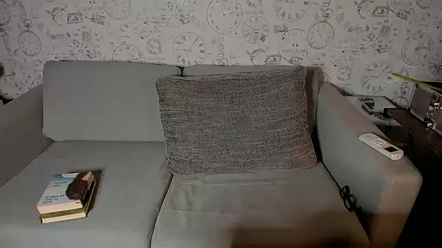 LondonBadGirl online show from 12.15.25