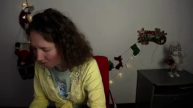 Snapshot of Sexy_MargoX_ chatting on 12.04.25 Sexy MargoX online show from 12.04.25