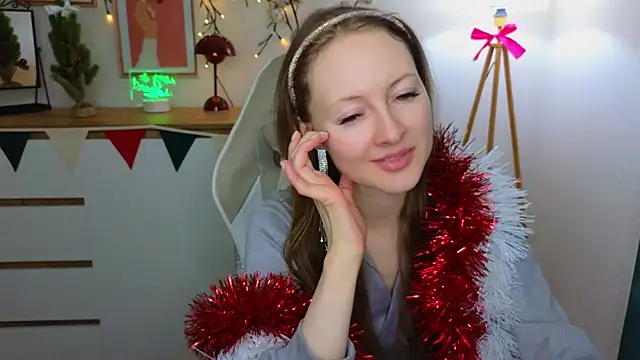 Snapshot of freya_nilsson chatting on 12.27.24 freya nilsson online show from 12.27.24