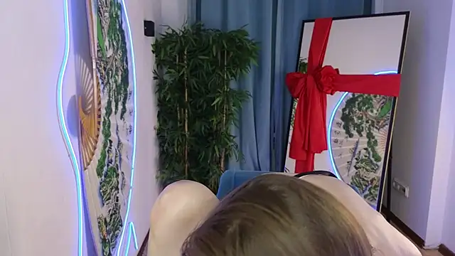 Snapshot of freya_nilsson chatting on 01.14.25 freya nilsson online show from 01.14.25