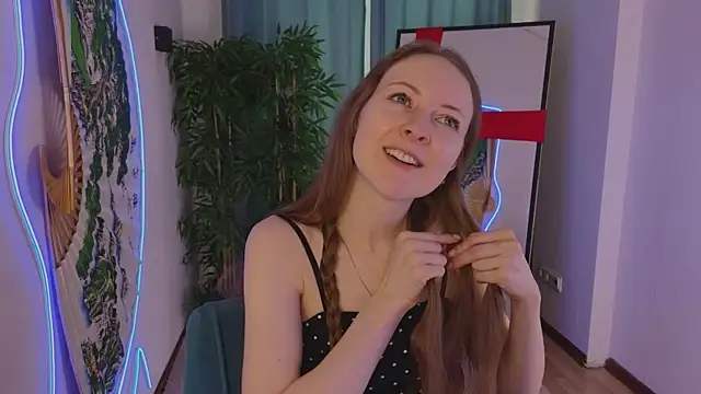 Snapshot of freya_nilsson chatting on 01.19.25 freya nilsson online show from 01.19.25