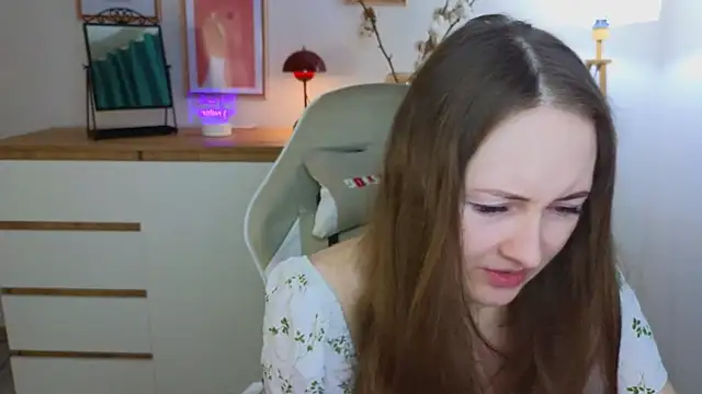 Snapshot of freya_nilsson chatting on 03.04.25 freya nilsson online show from 03.04.25