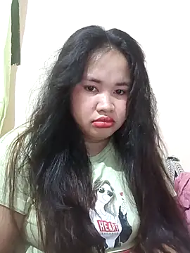 PinayGirl23 online show from 11.18.25