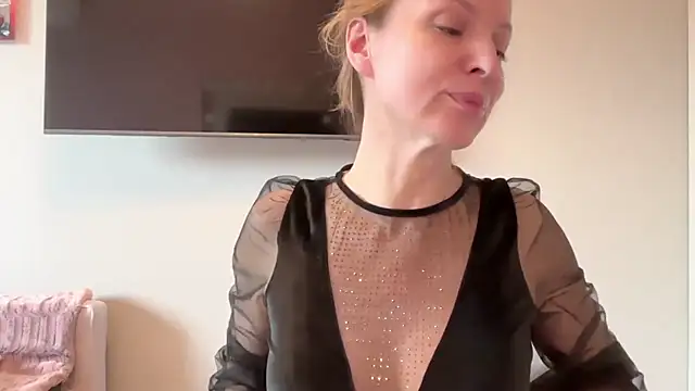 RachellAmazing online show from 03.05.25