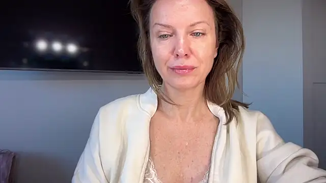 RachellAmazing online show from 09.17.25