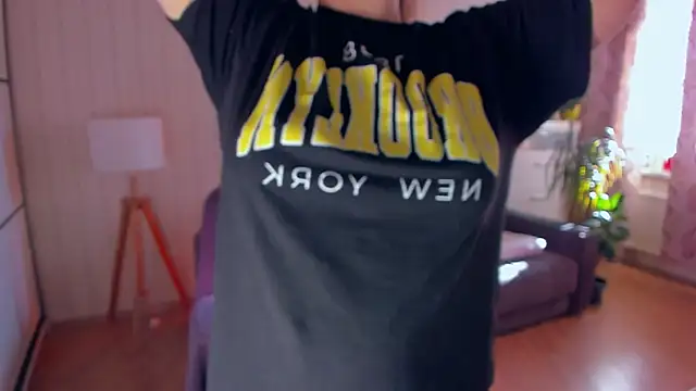 Snapshot of Jessica_Rubatte chatting on 03.21.25 Jessica Rubatte online show from 03.21.25