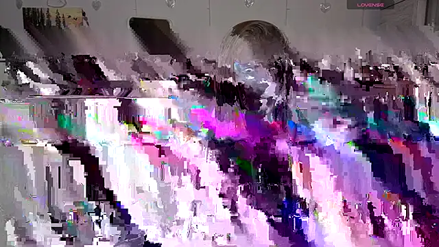 TinniAngel online show from 04.18.26