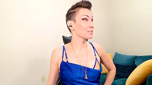 EveEnigma online show from 02.05.25