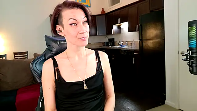 EveEnigma online show from 03.05.25