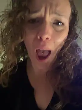 AuroraSummers online show from 02.13.25