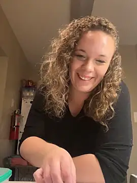 AuroraSummers online show from 03.14.25