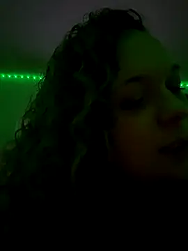 AuroraSummers online show from 12.16.25