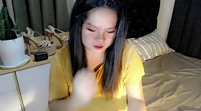 Snapshot of UrFuckingSweet_Angelxxx chatting on 02.02.25 UrFuckingSweet Angelxxx online show from 02.02.25