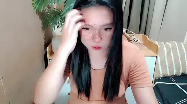 Snapshot of UrFuckingSweet_Angelxxx chatting on 03.21.25 UrFuckingSweet Angelxxx online show from 03.21.25