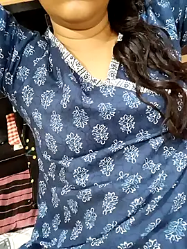 Diya 143 online show from 03.15.25