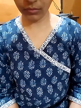 Diya 143 online show from 03.15.25