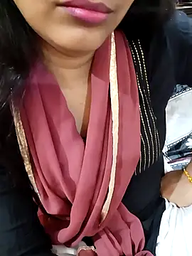 Diya 143 online show from 03.18.25