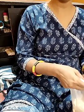 Diya 143 online show from 10.29.25