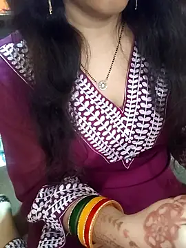 Diya 143 online show from 04.13.26