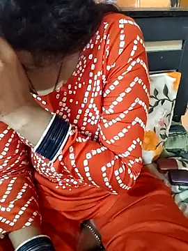 Snapshot of Diya_143 chatting on 05.06.26 Diya 143 online show from 05.06.26