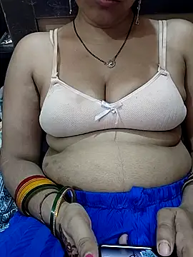Snapshot of Diya_143 chatting on 05.15.26 Diya 143 online show from 05.15.26