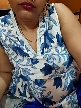 Snapshot of Diya_143 chatting on 05.22.26 Diya 143 online show from 05.22.26