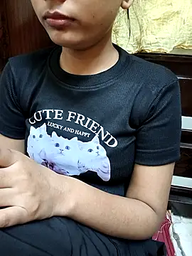 Snapshot of Nupur_69 chatting on 10.14.25 Nupur 69 online show from 10.14.25