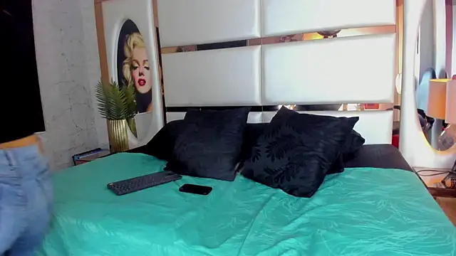 celestestars online show from 10.15.25