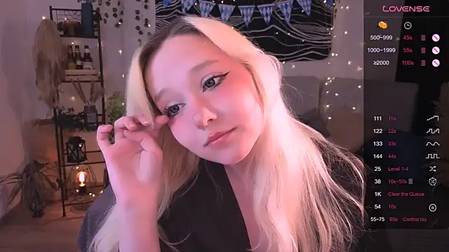 Snapshot of IrmaBell chatting on 10.10.25 IrmaBell online show from 10.10.25