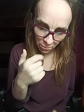 Dettybitch40 online show from 12.23.25