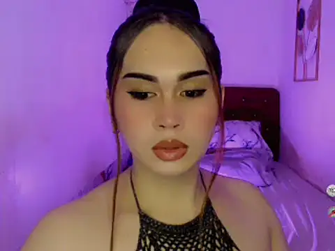 Snapshot of AlodiaOfCums chatting on 10.29.25 AlodiaOfCums online show from 10.29.25