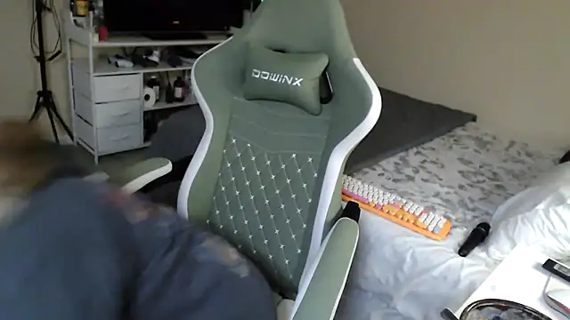 Snapshot of nativepumpkin95 chatting on 01.11.25 nativepumpkin95 online show from 01.11.25