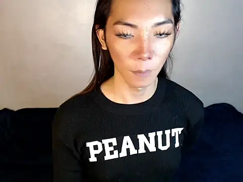 Snapshot of perly_169 chatting on 02.22.25 perly 169 online show from 02.22.25