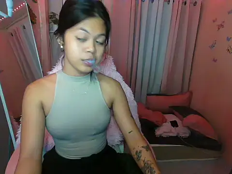 young salsalita online show from 10.18.25