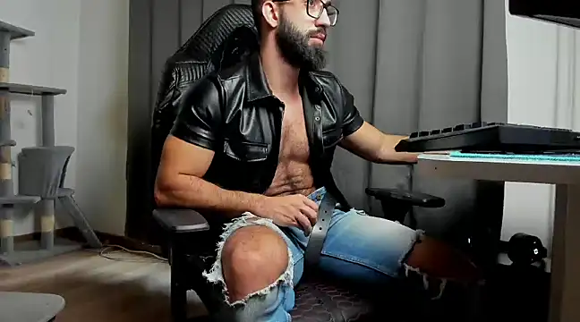 liamaesthetic online show from 02.28.25