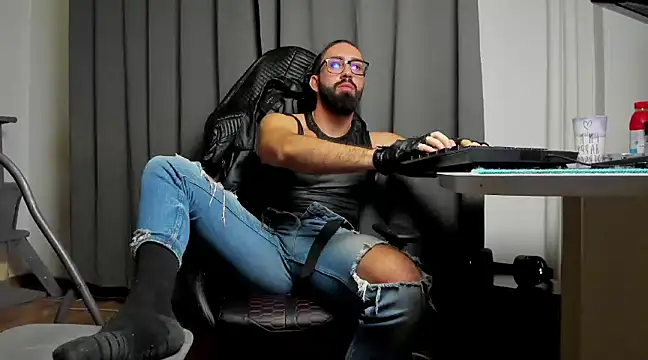 liamaesthetic online show from 03.02.25