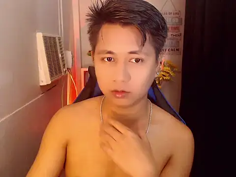 khael moreno online show from 11.11.25