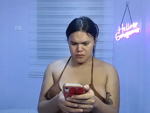 Miss Ivanawolf online show from 01.04.25