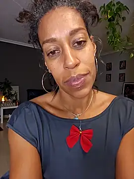 Goldenlace online show from 12.13.25