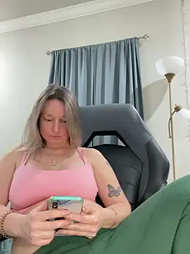 Vivian MayXxX online show from 12.04.24