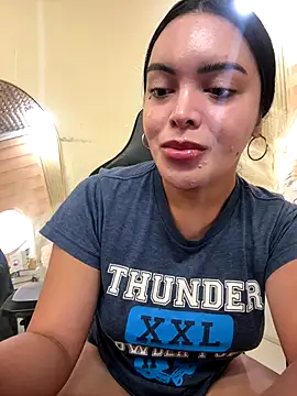 HotstuffCherrySummer online show from 11.13.25