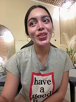 HotstuffCherrySummer online show from 04.19.26