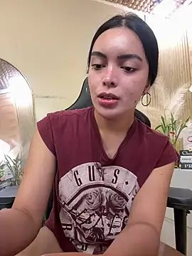 HotstuffCherrySummer online show from 04.21.26