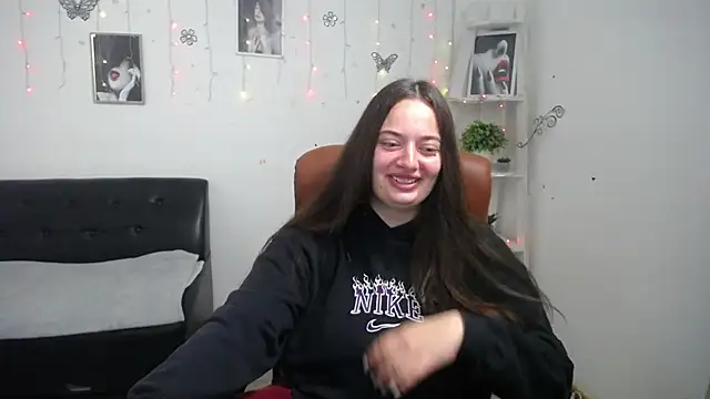 MilanaPrice online show from 10.05.25