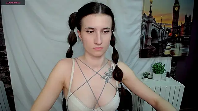 MaryEm976 online show from 03.15.25