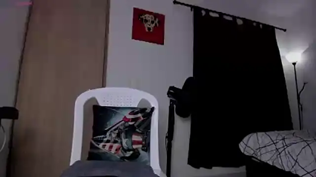 Snapshot of Cloudy_pigDude chatting on 12.19.25 Cloudy pigDude online show from 12.19.25