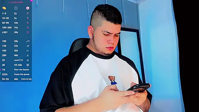 Thomas chubbyxhot online show from 01.04.25